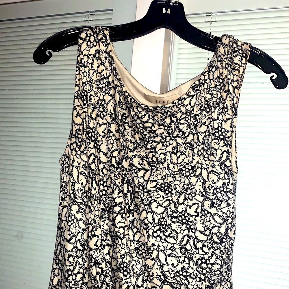 Loft dress size M sleeveless black and off white dress